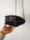 Bolsa Fendi  Kan I versão scalloped 