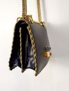 Bolsa Fendi  Kan I versão scalloped 