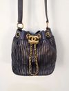 Bolsa Chanel CC Drawstring Bucket Bag 