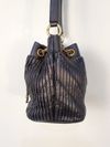 Bolsa Chanel CC Drawstring Bucket Bag 
