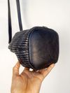Bolsa Chanel CC Drawstring Bucket Bag 