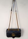 Bolsa Gucci GG Marmont Matelassê pequena 