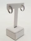 Brinco em ouro branco 18K 