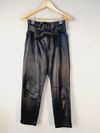 Calça Lu Brandão couro