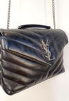 Bolsa Saint Laurent Loulou pequena 