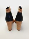 Bota Chanel  couro 