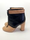 Bota Chanel  couro 