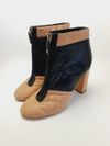 Bota Chanel  couro 