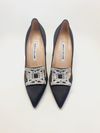 Scarpin Manolo Blahnik Hangisi Pumps 