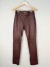 Calça Tássia Ely couro