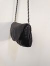 Bolsa Chanel Timeless Half Moon Wallet on Chain 