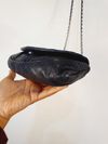 Bolsa Chanel Timeless Half Moon Wallet on Chain 