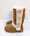 Bota Ugg Classic Chillapeak Tall