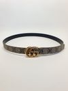 Cinto Gucci GG Supreme reversível 