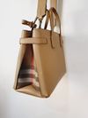 Bolsa Burberry Tote Banner 