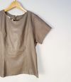Blusa Alice Costi couro