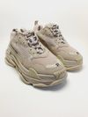 Tênis Balenciaga Triple S 