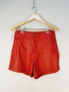 Shorts em couro