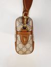 Bolsa Gucci GG Emblem Crossbody 