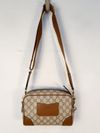 Bolsa Gucci GG Emblem Crossbody 