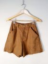 Short Moyo 