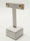 Brinco Louis Vuitton Essential V Stud 