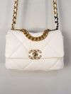 Bolsa Chanel 19 Flap Bag 