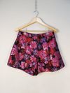 Shorts NV 