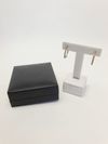 Brinco em ouro branco 18K