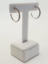 Brinco em ouro branco 18K