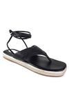SANDALIA FLATFORM PRETA