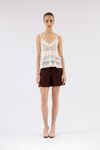 SHORTS COM RECORTES LEA