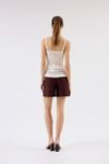 SHORTS COM RECORTES LEA