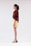 SHORTS COM RECORTES LEA