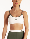 TOP ESSENCE OFF WHITE COM VERDE MILITAR