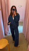 calça perfeita jeans escuro