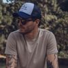 Boné Trucker Outsiders Club