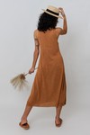 VESTIDO MIDI ALCINHA TRICÔ – OCRE