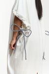 VESTIDO AMPLO RECORTES E CORDA - OFF WHITE