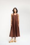 VESTIDO LONGO PREGAS TEXTURA - MARROM