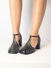 SAPATO SALTO ALTO PRETO BRILHO/OURO LIGHT