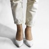 Scarpin Salto Fino Marcia Off White