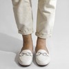 Mocassim Fivela Silvia Croco Off White 