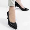 Scarpin Salto Baixo Bico Fino Lolita Preto Croco