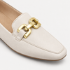 Mocassim Zatta Detalhe de Fivela Magda Off White