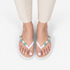 Chinelo Zatta de Dedo Pedras Patrícia Branco