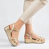 Sandália Zatta Anabela Flat Alanis Dourada