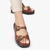 Sandália Zatta Flatform  Fivelas Vitoria Caramelo