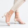 Sandália Zatta Bico Folha Salto Taça Aisha Off White