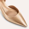 Scarpin Zatta Bico Fino com Abertura Lateral  Lisandra Dourado